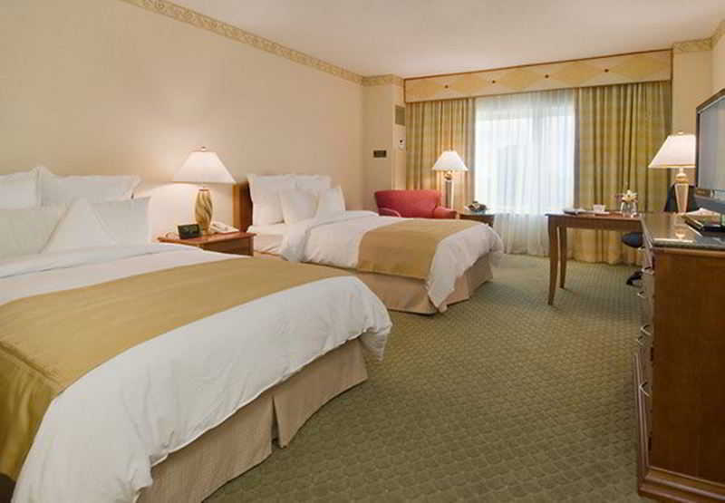 Renaissance Dallas Richardson Hotel Room photo